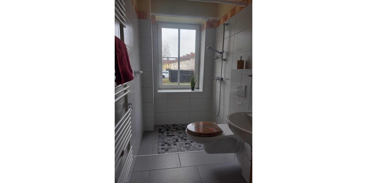 Erdgeschoßwohnung Braunsbedra - 2 Zimmer, 50 m&sup2;, 298&euro; | Angebot:26004746