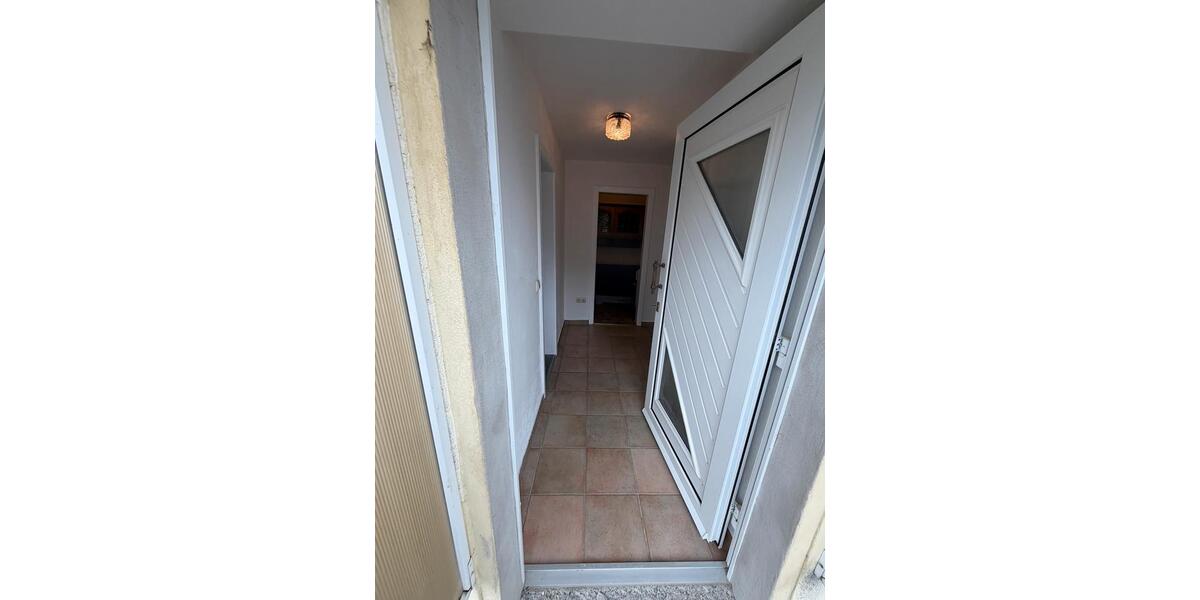 Erdgeschoßwohnung Ostrau - 1 Zimmer, 30 m&sup2;, 280&euro; | Angebot:26556681