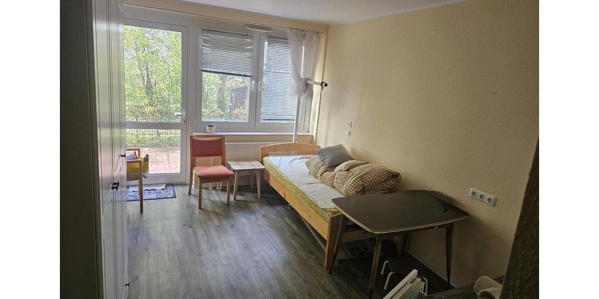 Erdgeschoßwohnung Kiel Neumühlen-Dietrichsdorf - 1 Zimmer, 20 m&sup2;, 216&euro; | Angebot:24568296