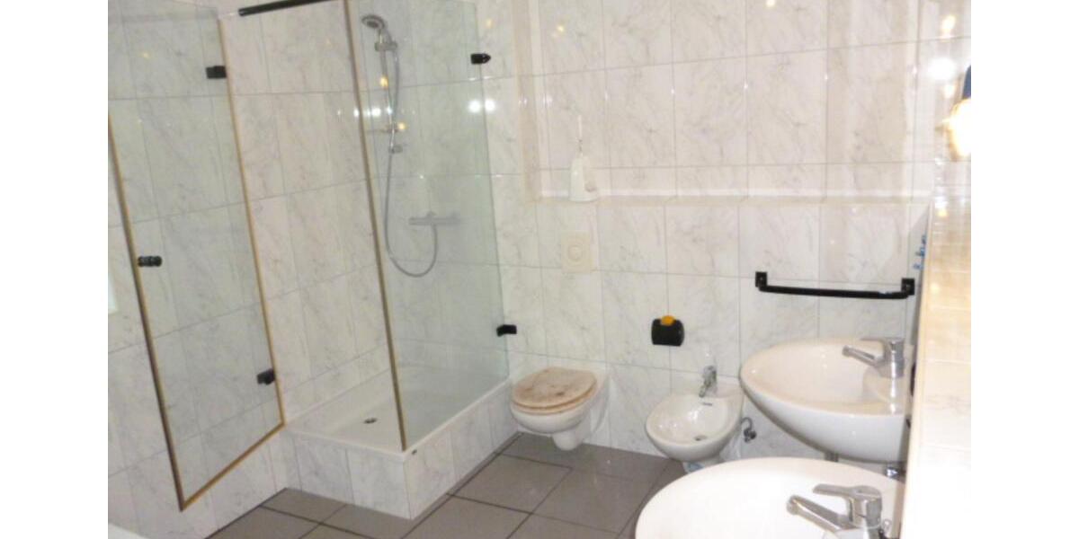 Wohnen auf Zeit Siegen Weidenau - 40 Zimmer, 120 m&sup2;, 420&euro; | Angebot:25840000