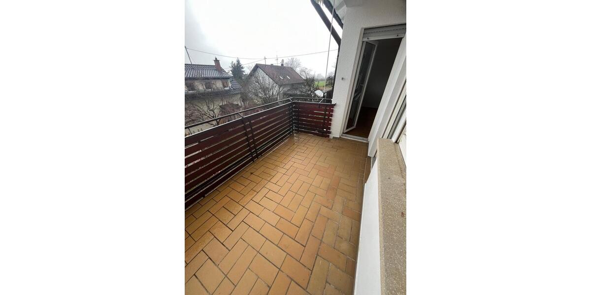 Etagenwohnung Baltmannsweiler - 4 Zimmer, 87 m&sup2;, 1.200&euro; | Angebot:26634518
