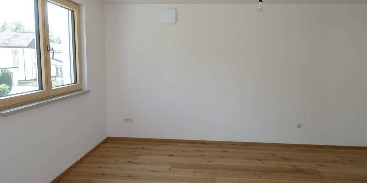 Etagenwohnung Kraiburg - 2 Zimmer, 76 m&sup2;, 960&euro; | Angebot:26826477