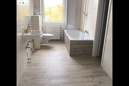 Wohnung zum Mieten in Wolmirstedt 750 € 110 m² 4 zimmer