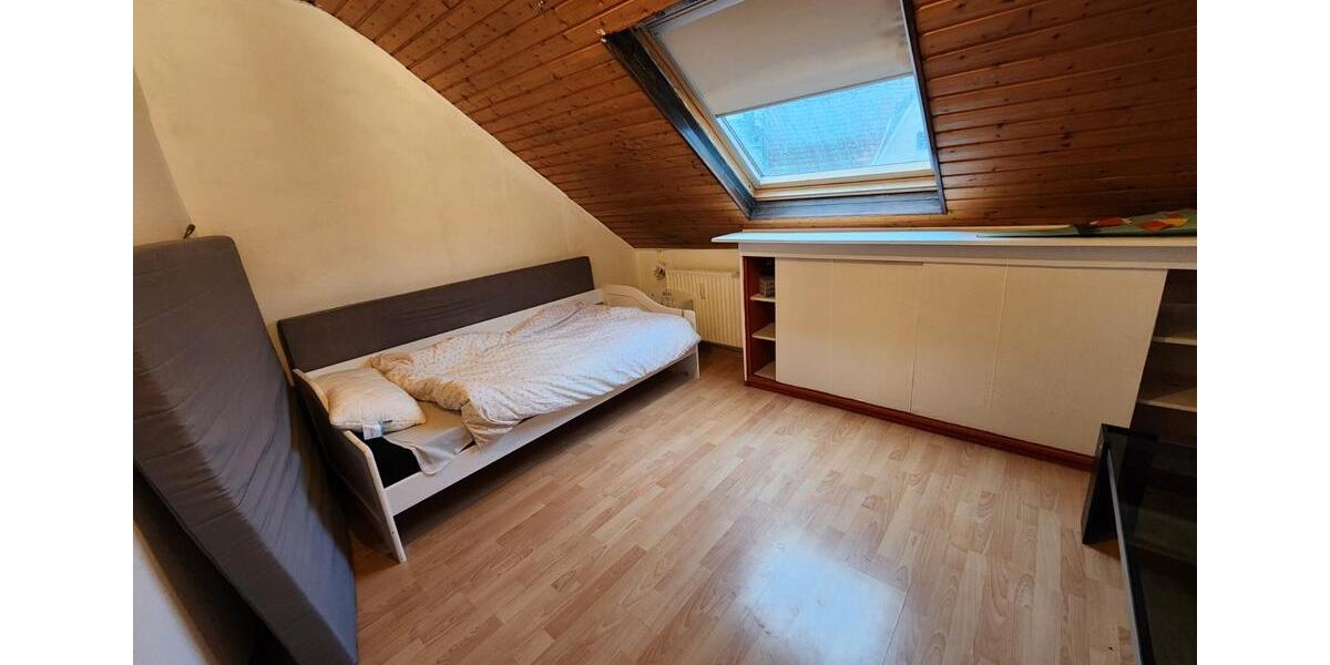 Etagenwohnung Idar-Oberstein Oberstein - 4 Zimmer, 134 m&sup2;, 700&euro; | Angebot:26137462