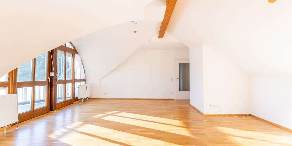 Etagenwohnung Straubing - 3 Zimmer, 97 m&sup2;, 890&euro; | Angebot:26025293