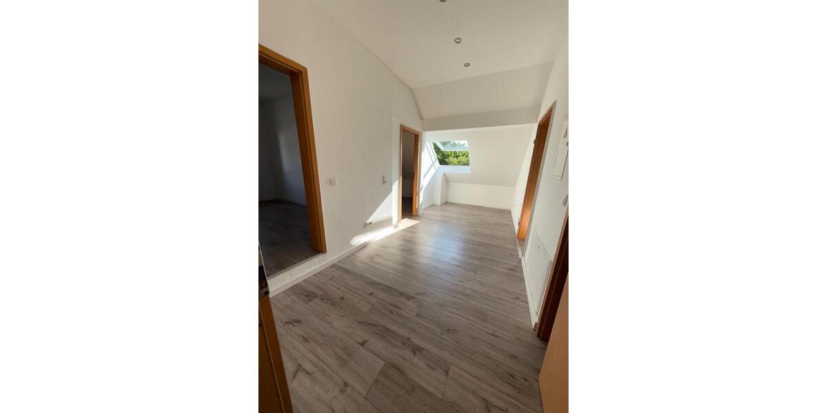 Dachgeschoßwohnung Waldbrunn (Westerwald) - 2 Zimmer, 58 m&sup2;, 550&euro; | Angebot:24418501