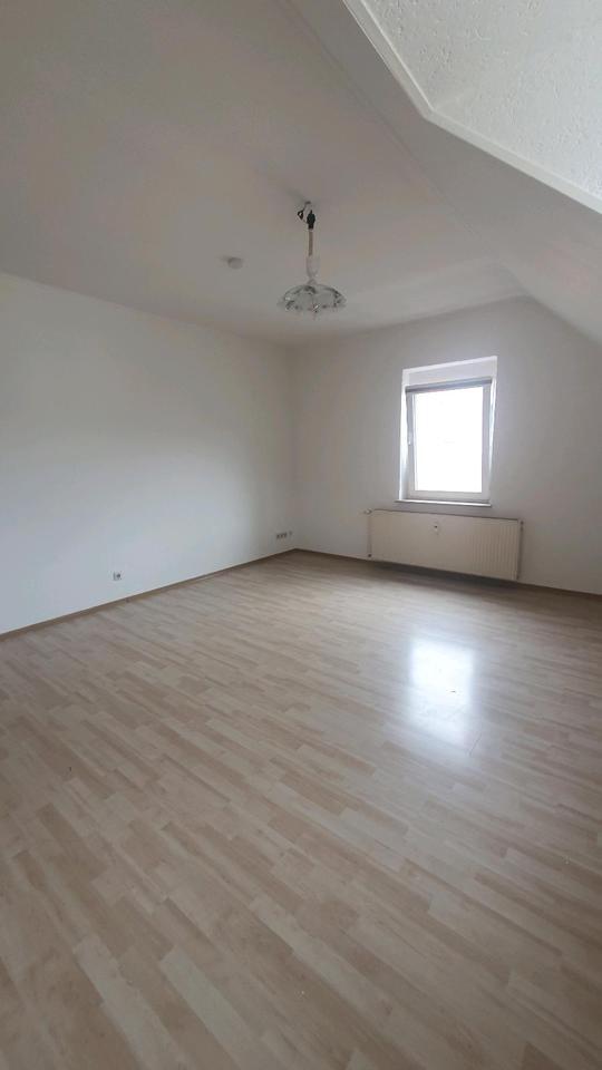 Schöne Helle 2 Zimmer Wohnung im Herzen von Neustadt bei Coburg