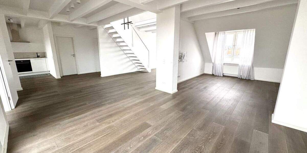 Etagenwohnung Kaiserslautern Innenstadt - 2 Zimmer, 125 m&sup2;, 1.200&euro; | Angebot:25691122