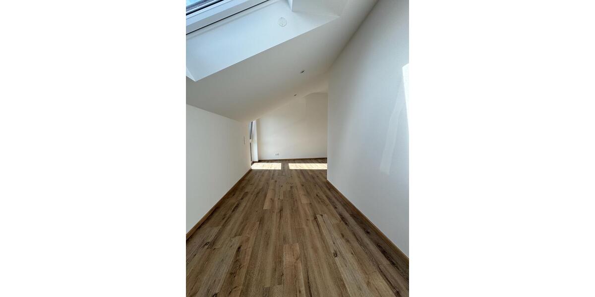 Doppelhaushälfte Teublitz - 5 Zimmer, 164 m&sup2;, 1.990&euro; | Angebot:22831914