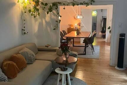 Zentrale Wohnung zur Untermiete (Feb-Ende Mai) 3 zimmer