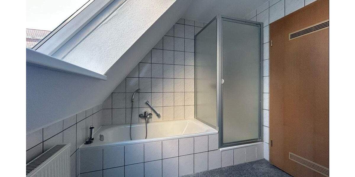 Etagenwohnung Herrieden - 4 Zimmer, 106 m&sup2;, 850&euro; | Angebot:25862337