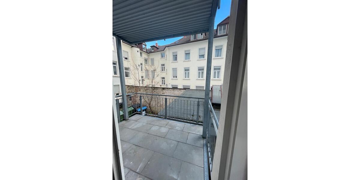 Etagenwohnung Karlsruhe Innenstadt-Ost - 4 Zimmer, 25 m&sup2;, 470&euro; | Angebot:25987929