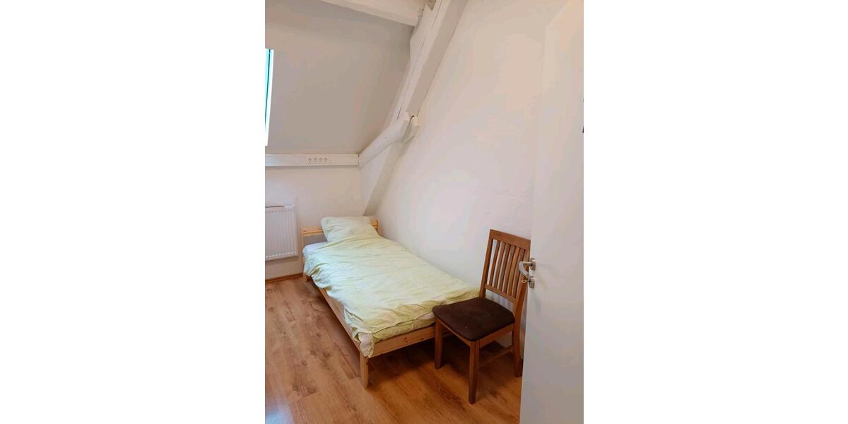 Wohnen auf Zeit Korschenbroich - 5 Zimmer, 5 m&sup2;, 15&euro; | Angebot:19869960