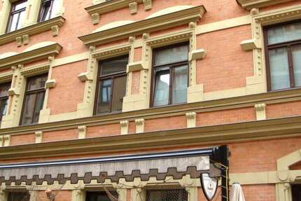 Wohnung zum Mieten in Halle 540 € 70.03 m²