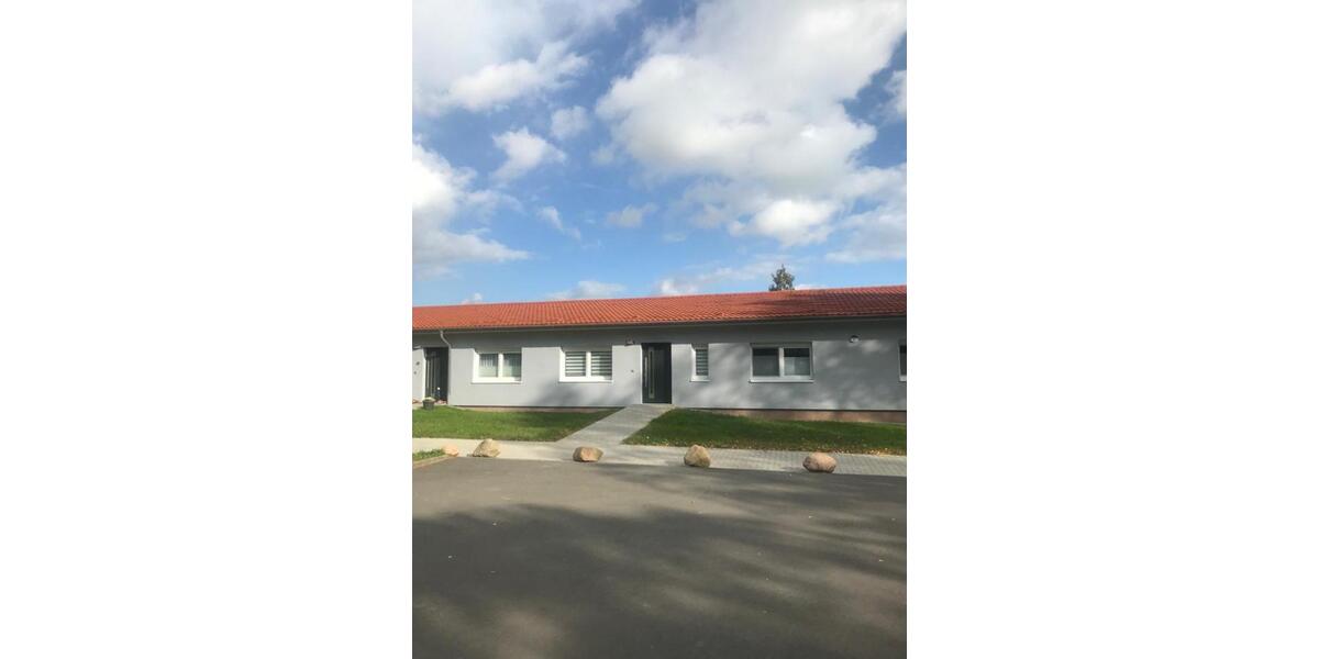 Erdgeschoßwohnung Rosenow - 2 Zimmer, 63 m&sup2;, 415&euro; | Angebot:24441509