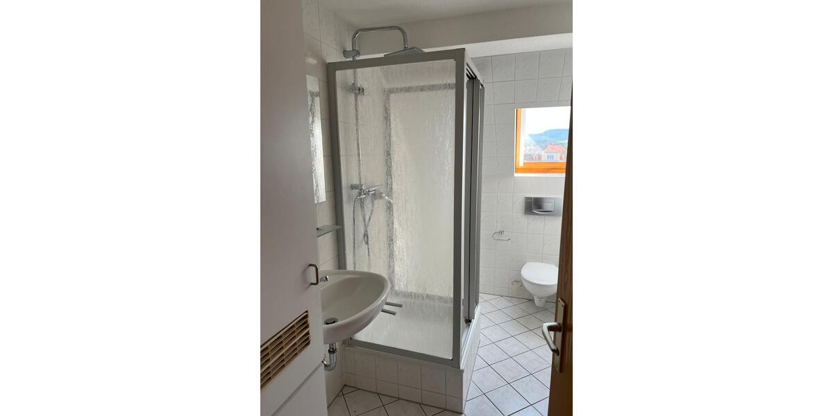 Dachgeschoßwohnung Zittau - 4 Zimmer, 94 m&sup2;, 420&euro; | Angebot:24454557
