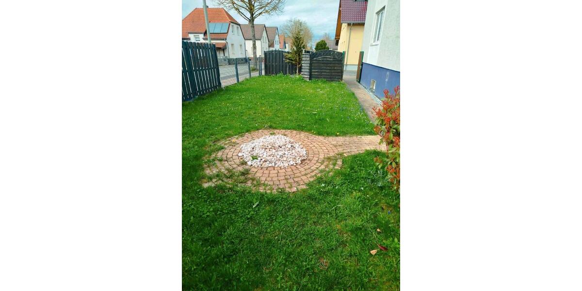 Dachgeschoßwohnung Reichelsheim (Wetterau) - 4 Zimmer, 85 m&sup2;, 950&euro; | Angebot:26036046