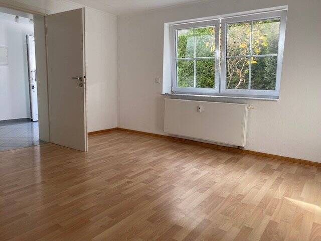 Etagenwohnung Bruchsal - 2 Zimmer, 72 m&sup2;, 850&euro; | Angebot:26641843