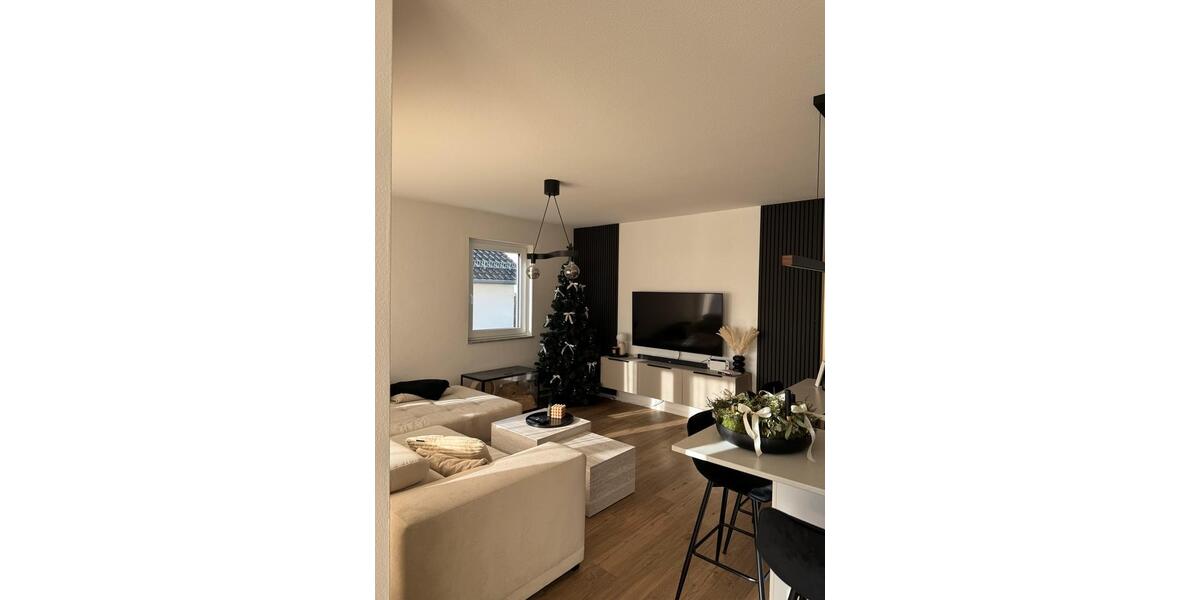 Attraktive 3 Zimmerwohnung mit Balkon und TG-Stellplatz 3 zimmer