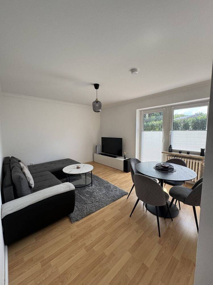 2 Zimmer Wohnung Curslacker Deich 92 in 21039 Hamburg - Ein Angebot von IVD-HAUSVERWALTUNG GERD VON DER HEIDE Immobilien GmbH