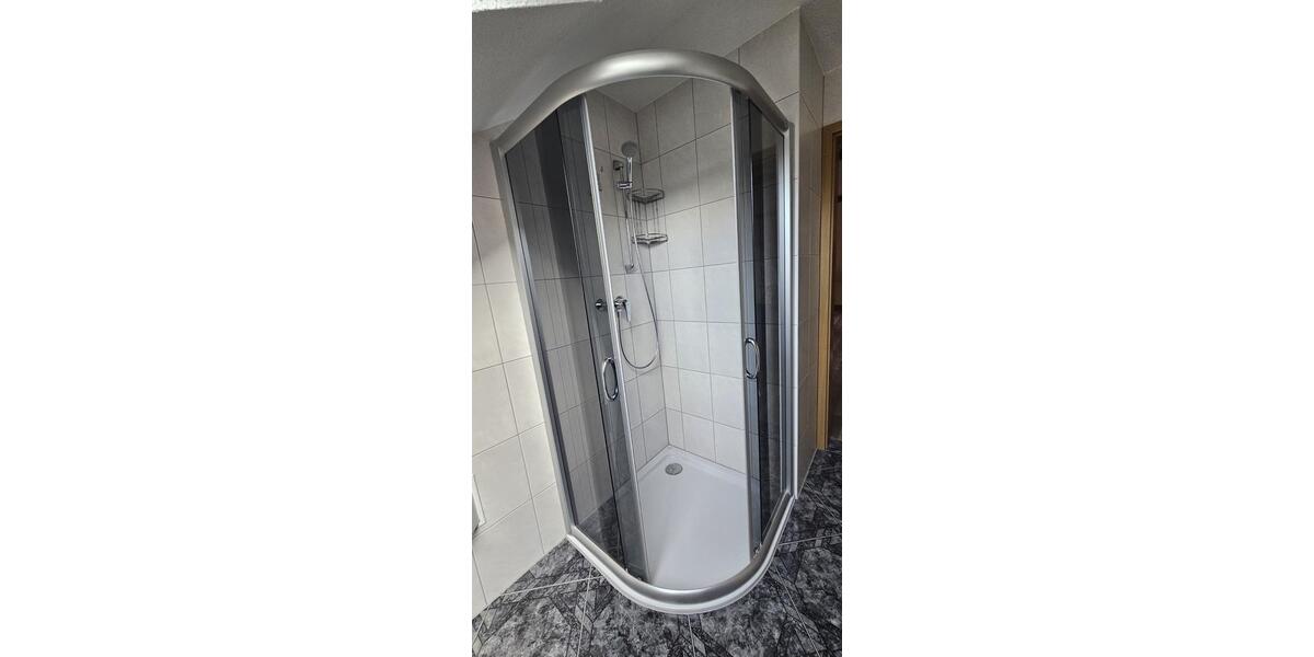 Dachgeschoßwohnung Naumburg (Saale) - 4 Zimmer, 125 m&sup2;, 1.100&euro; | Angebot:24841627