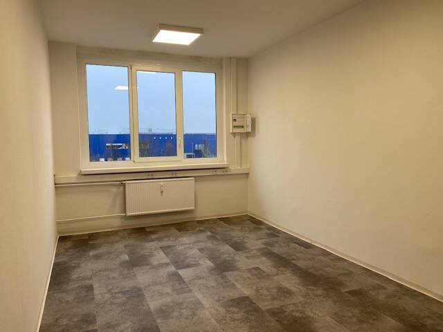 Gewerbeobjekt Rostock Evershagen - 1 Zimmer, 75 m&sup2;, 575&euro; | Angebot:25732577