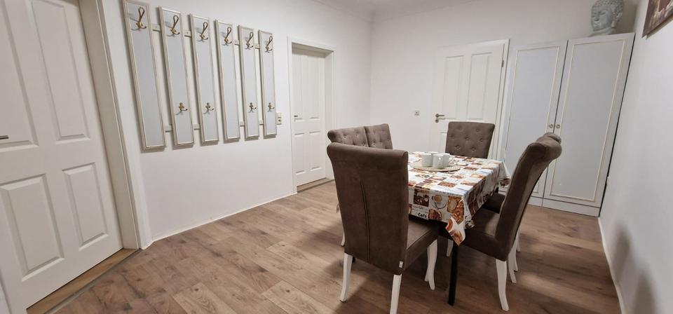 Wohnen auf Zeit Markranstädt - 5 Zimmer, 125 m&sup2;, 12&euro; | Angebot:25966414