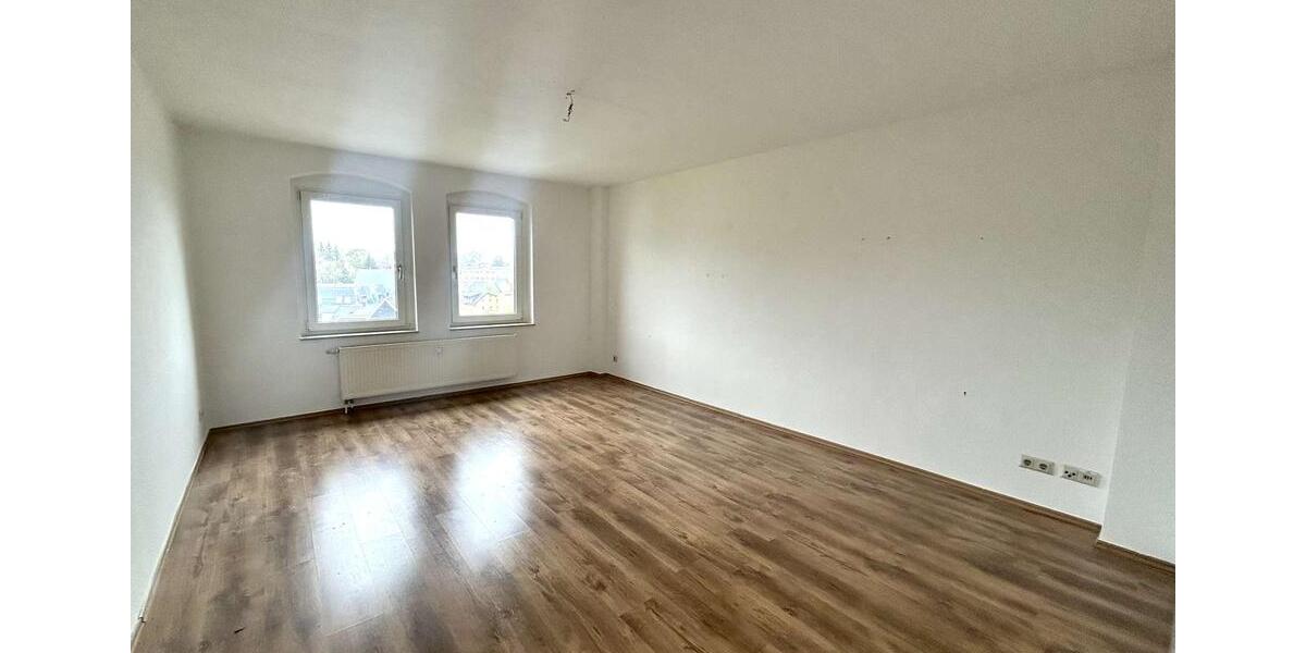 Dachgeschoßwohnung Limbach-Oberfrohna Oberfrohna - 4 Zimmer, 92 m&sup2;, 644&euro; | Angebot:26664449