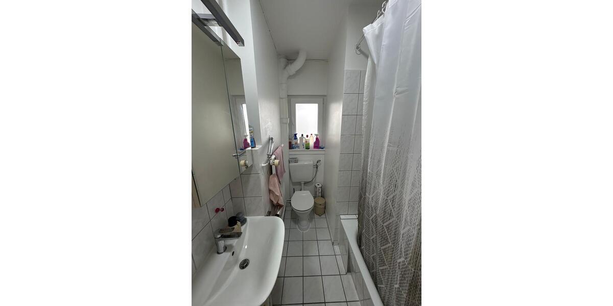 Etagenwohnung Offenbach am Main Bürgel - 3 Zimmer, 95 m&sup2;, 1.492&euro; | Angebot:26582675