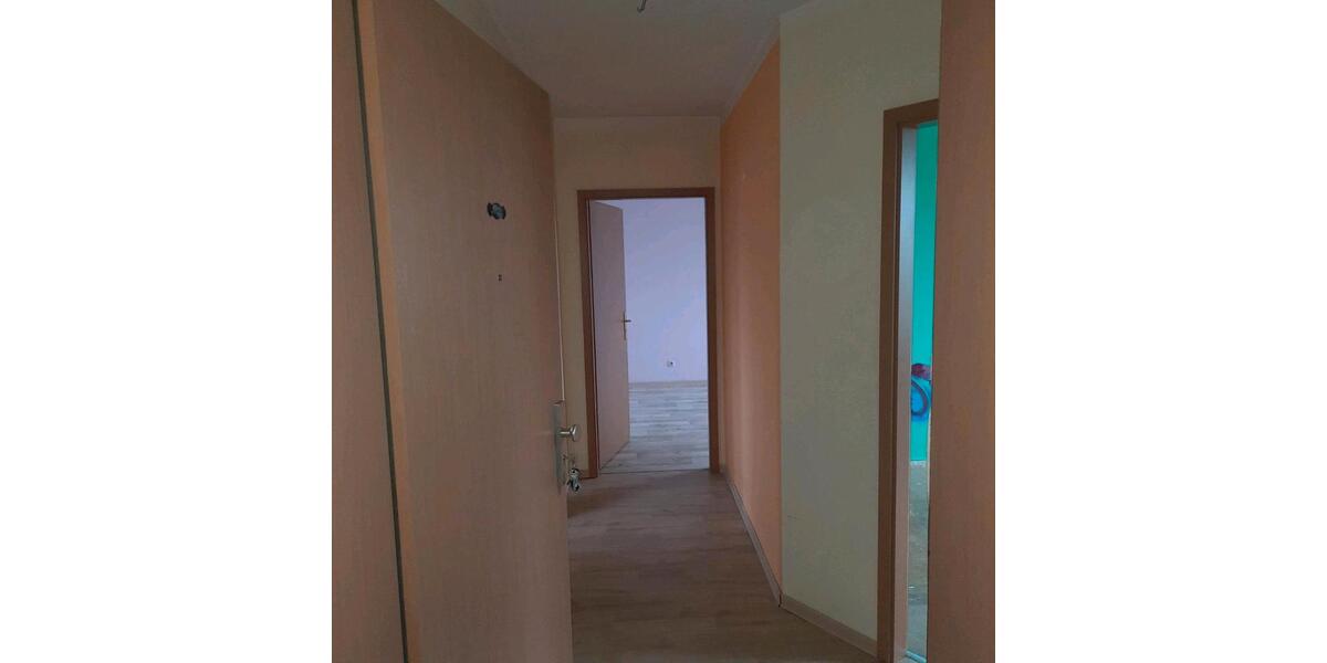 Dachgeschoßwohnung Spremberg - 4 Zimmer, 73 m&sup2;, 550&euro; | Angebot:14313182