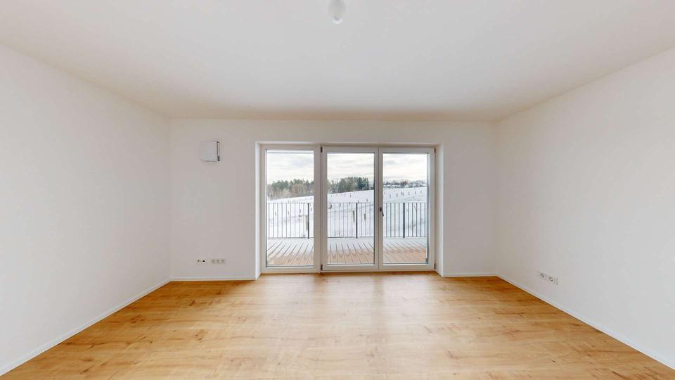 Etagenwohnung Tiefenbach - 2 Zimmer, 82 m&sup2;, 925&euro; | Angebot:23552442