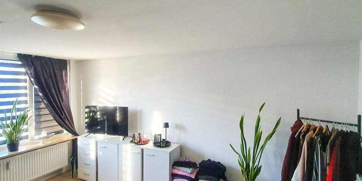 Etagenwohnung Nienburg - 4 Zimmer, 155 m&sup2;, 970&euro; | Angebot:25667281