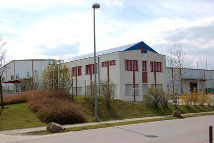 AB JAN: Lager-Gewerbefläche 170qm Gewerbegeb Kesselsdorf 5,50 qm zimmer