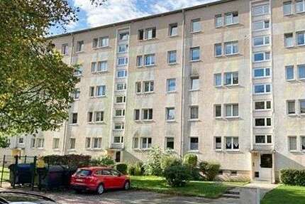 Wohnung zum Mieten in Hermsdorf 330 € 58.92 m²