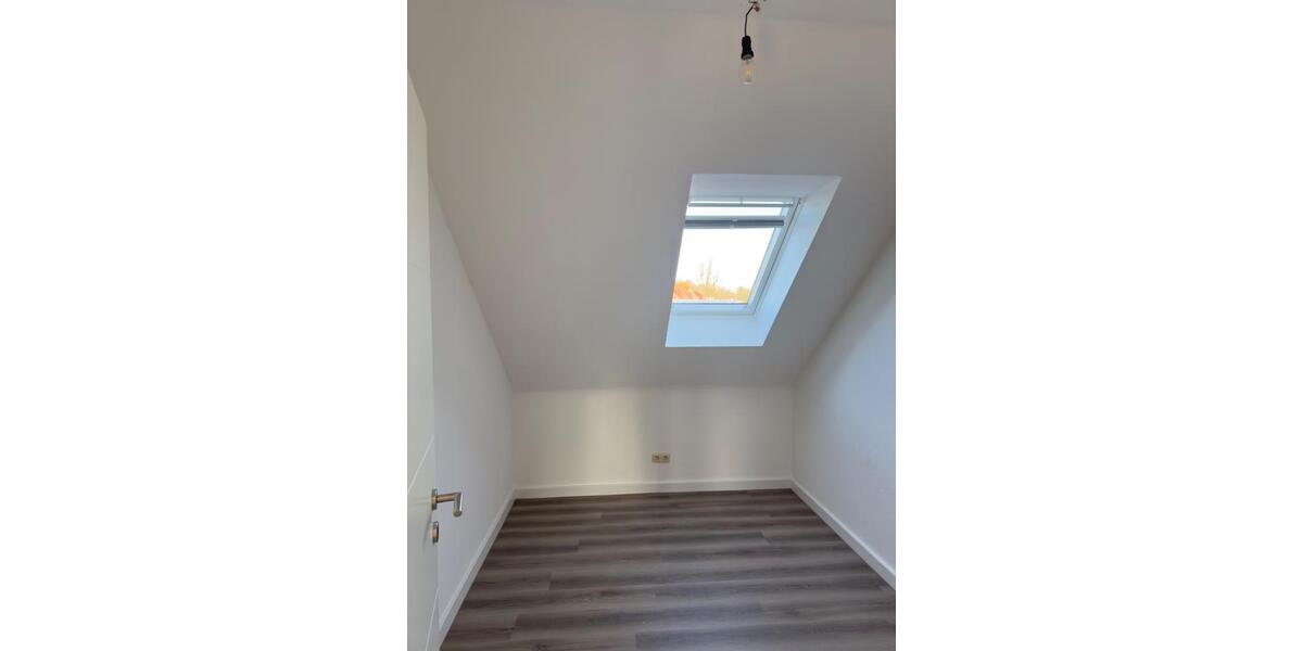 Dachgeschoßwohnung Bad Bramstedt - 3 Zimmer, 80 m&sup2;, 940&euro; | Angebot:24773240