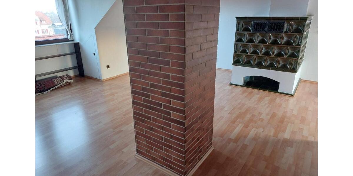 Dachgeschoßwohnung Frankfurt am Main Fechenheim - 2 Zimmer, 65 m&sup2;, 550&euro; | Angebot:25086539