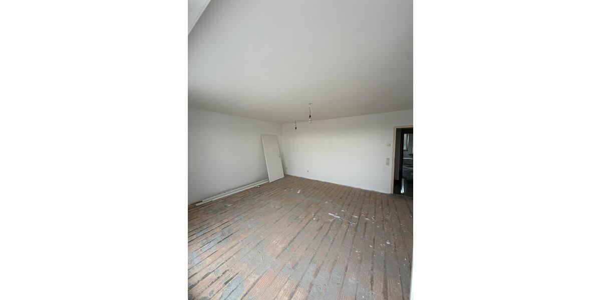 Etagenwohnung Radevormwald - 2 Zimmer, 63 m&sup2;, 900&euro; | Angebot:26116317