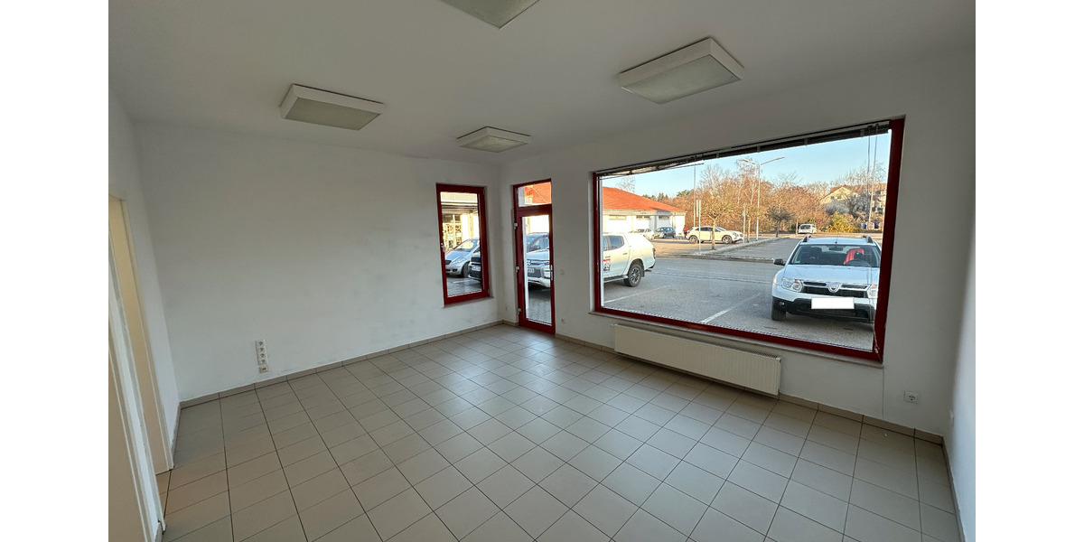 Reserviert! Ebenerdige Gewerbefläche als Teil des lokalen Versorgungsstandortes in Schildau mit Handels-, Dienstleistungs- und Gesundheitsangeboten zimmer