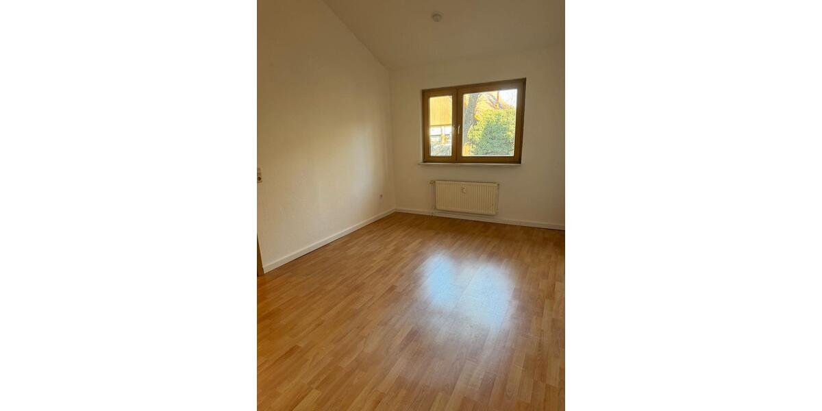 Erdgeschoßwohnung Wahrenholz - 3 Zimmer, 80 m&sup2;, 750&euro; | Angebot:26182579