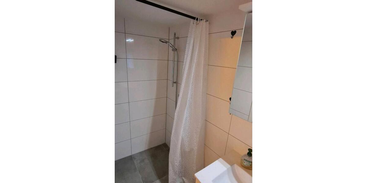 Wohnen auf Zeit Ohmden - 2 Zimmer, 30 m&sup2;, 65&euro; | Angebot:25937037