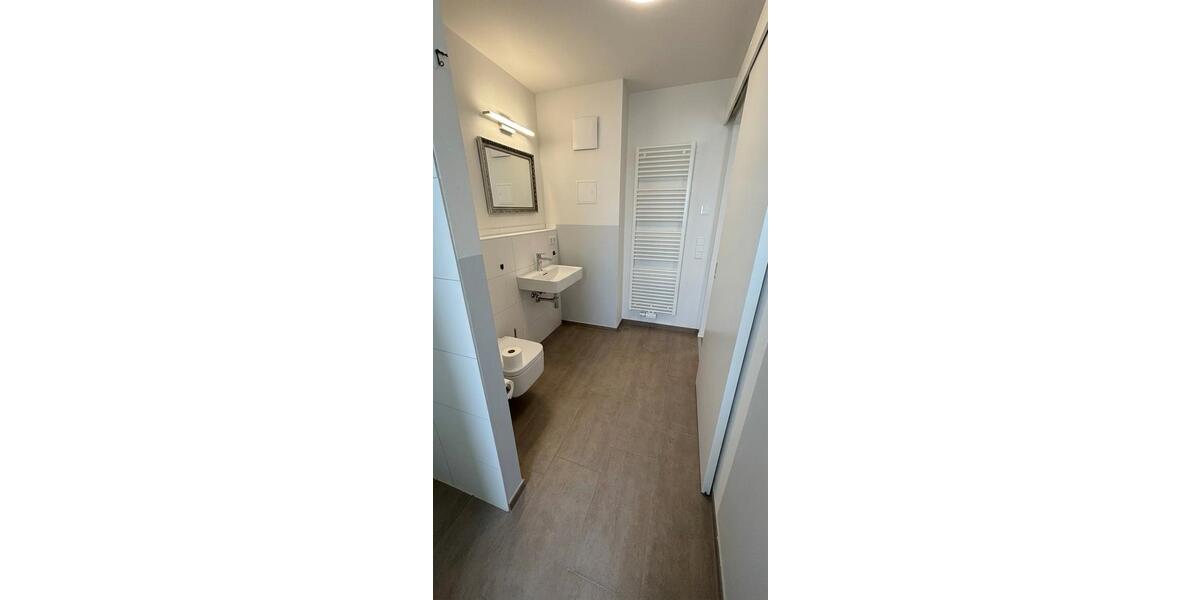 Etagenwohnung Stuttgart Stuttgart-Mitte - 1 Zimmer, 20 m&sup2;, 665&euro; | Angebot:26645505