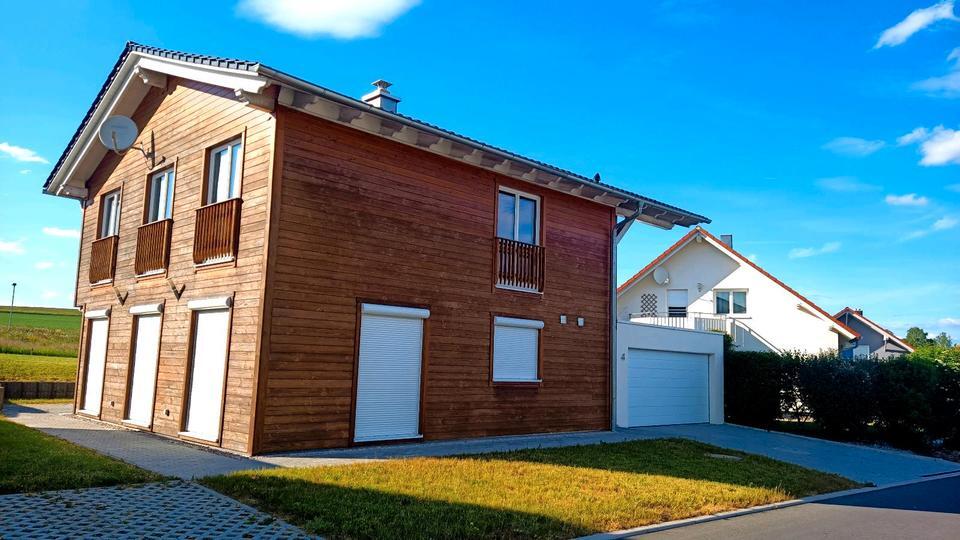 Schönes Einfamilienhaus aus Holz zu mieten