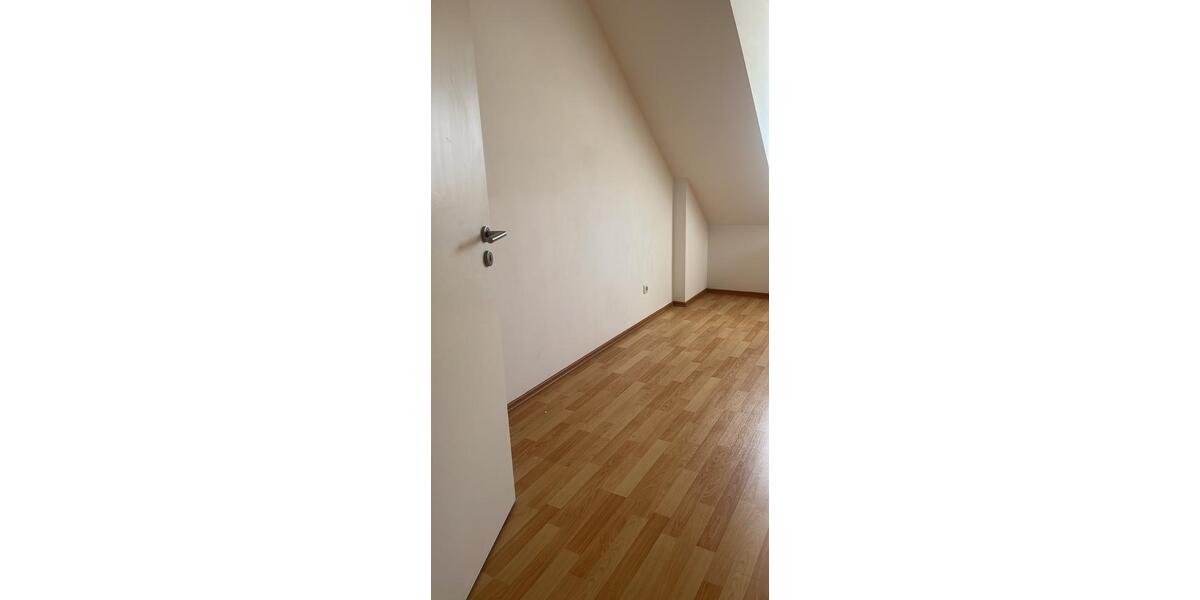 Wohnen auf Zeit München Ramersdorf-Perlach - 16 Zimmer, 84 m&sup2;, 570&euro; | Angebot:26632601