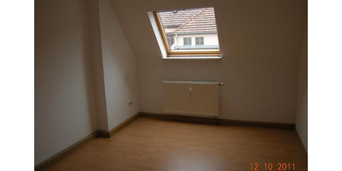 Etagenwohnung Falkenstein/Vogtland Vogtland - 3 Zimmer, 81 m&sup2;, 450&euro; | Angebot:26213075