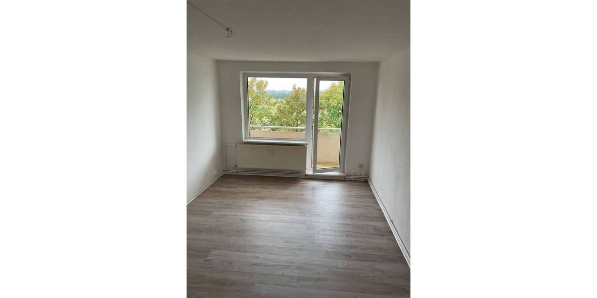 Etagenwohnung Gützkow - 3 Zimmer, 62 m&sup2;, 400&euro; | Angebot:26190693