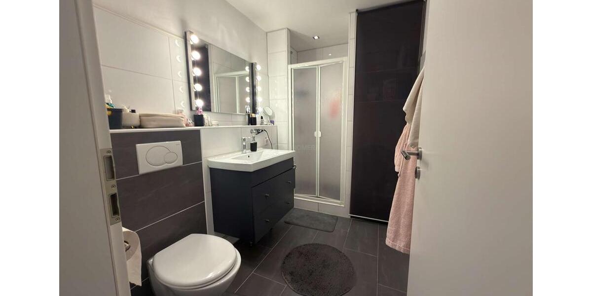 Etagenwohnung Wedel - 2 Zimmer, 66 m&sup2;, 1.100&euro; | Angebot:26490659