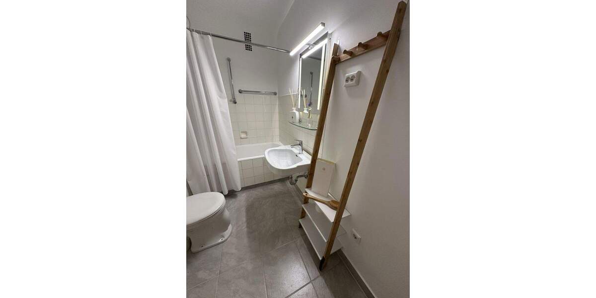 Etagenwohnung Stuttgart Mitte - 2 Zimmer, 56 m&sup2;, 1.500&euro; | Angebot:25210791