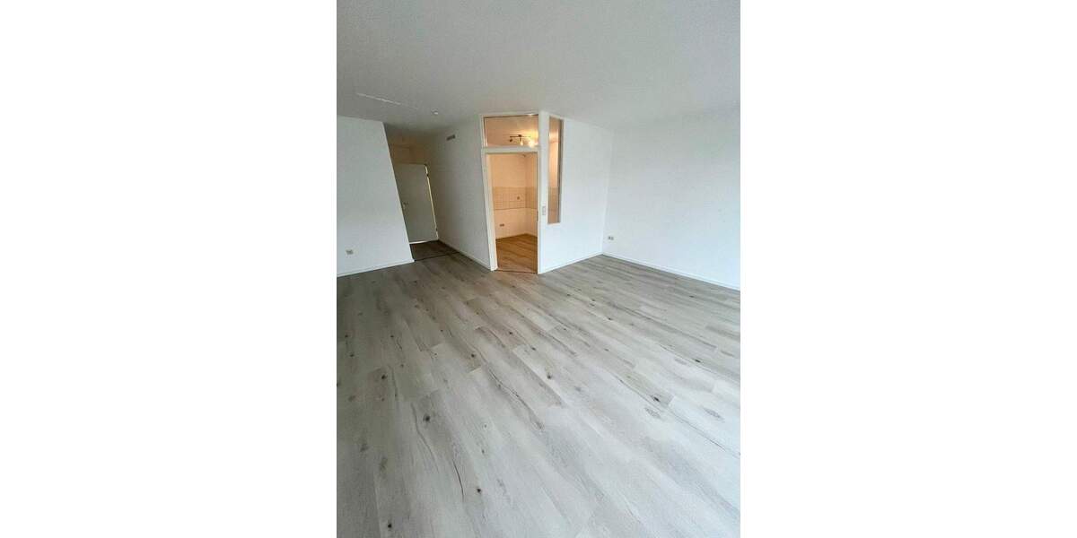 Etagenwohnung Ronnenberg - 3 Zimmer, 76 m&sup2;, 699&euro; | Angebot:25739881