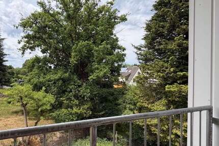 Wohnung Neusäß - 3 Zimmer, 75 m&sup2;, 1.100&euro; | Angebot:27016456