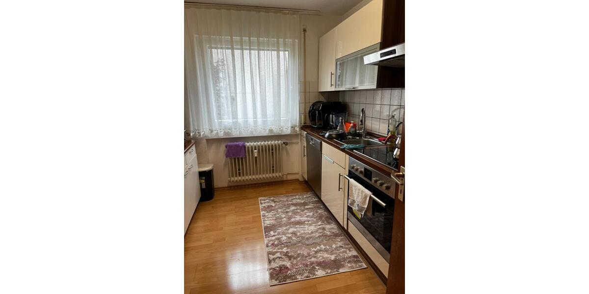 Erdgeschoßwohnung Herrenberg - 4 Zimmer, 110 m&sup2;, 1.100&euro; | Angebot:26637117